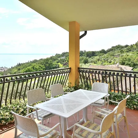 Orange In Marciaga Di *