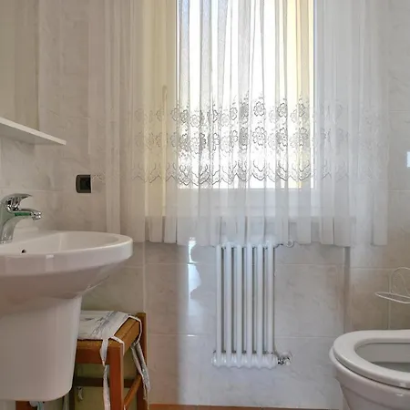 Daire Orange In Marciaga Di *